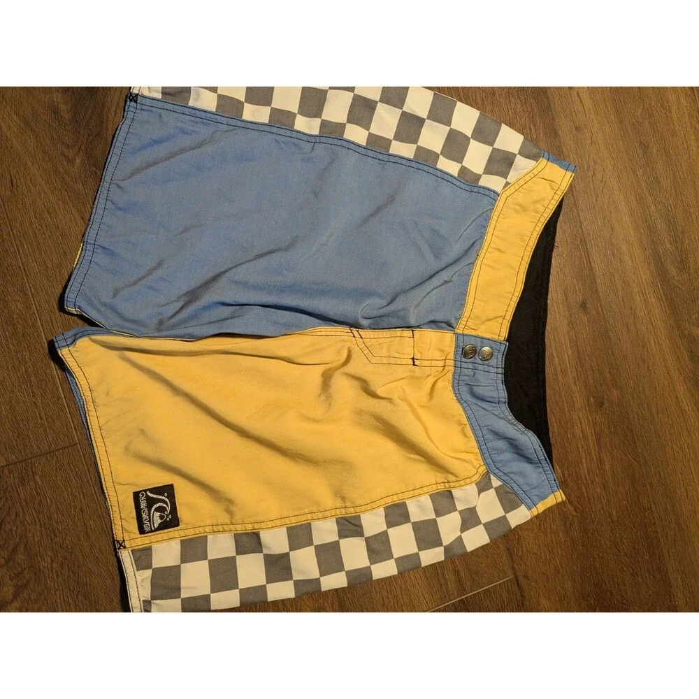 2014 Quiksilver Men's Kwock Rock Board Shorts  Not Sure Of The Size
